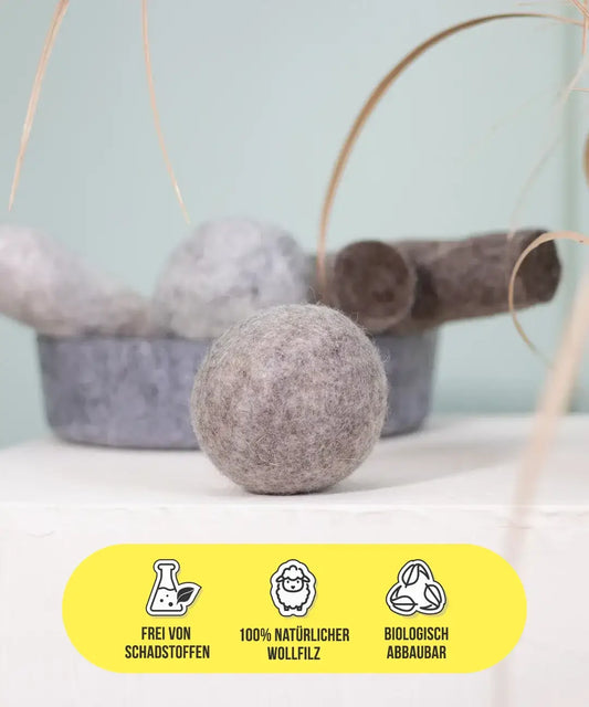 BUDDY. Giocattolo per cani in feltro di lana "Palla" 