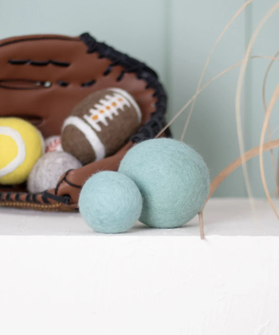 BUDDY. Giocattolo per cani in lana di pecora "Palla" - Menta 