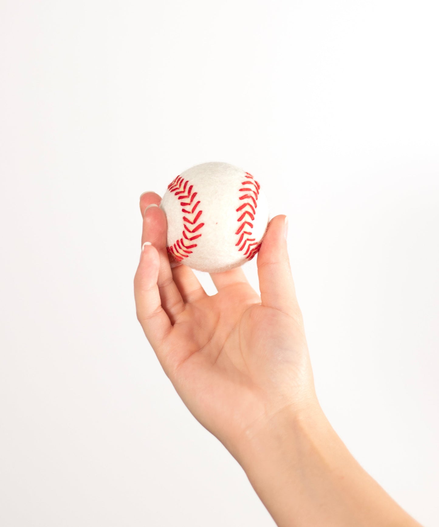 BUDDY. Giocattolo per cani in lana di pecora "Baseball" 