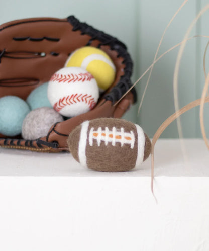 BUDDY. Giocattolo per cani in lana di pecora "Football" 